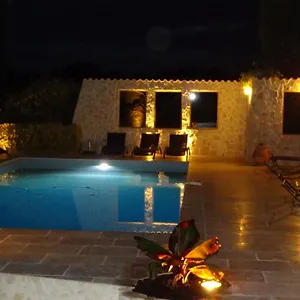 La Bastide De Font Clarette Couette-café Six-Fours-les-Plages